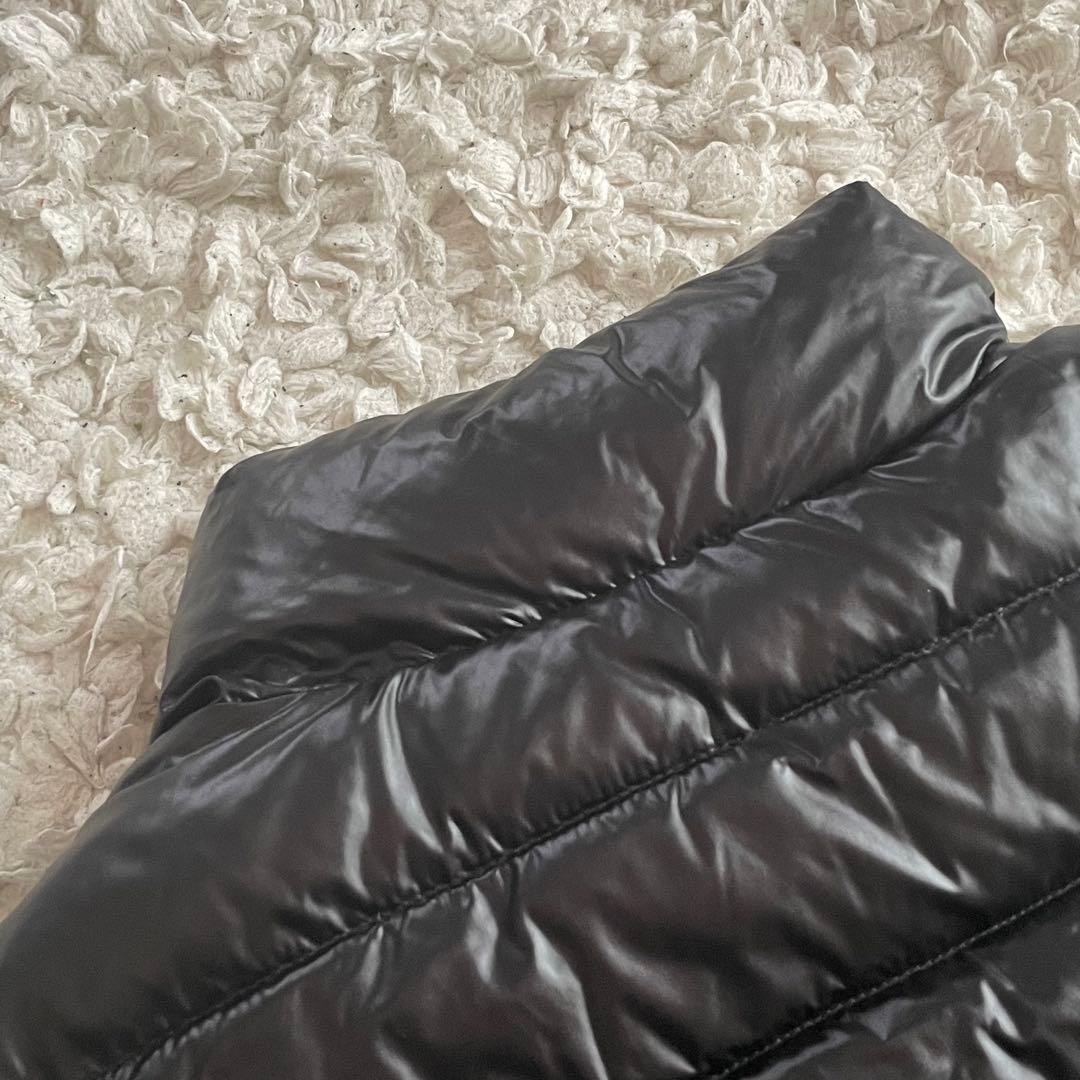 【美品】TATRASリバーシブル ダウンベストタグ付