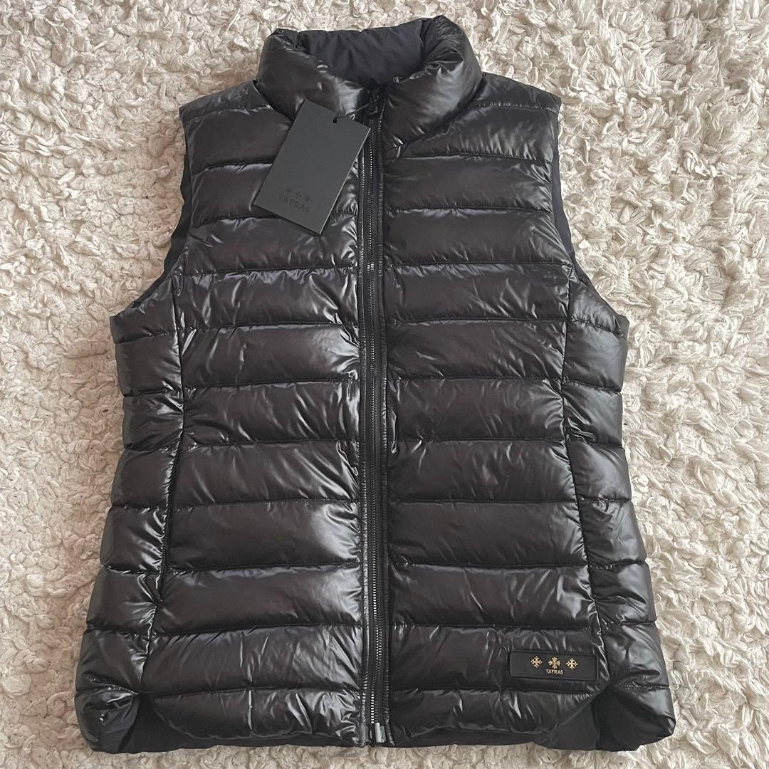 【美品】TATRASリバーシブル ダウンベストタグ付