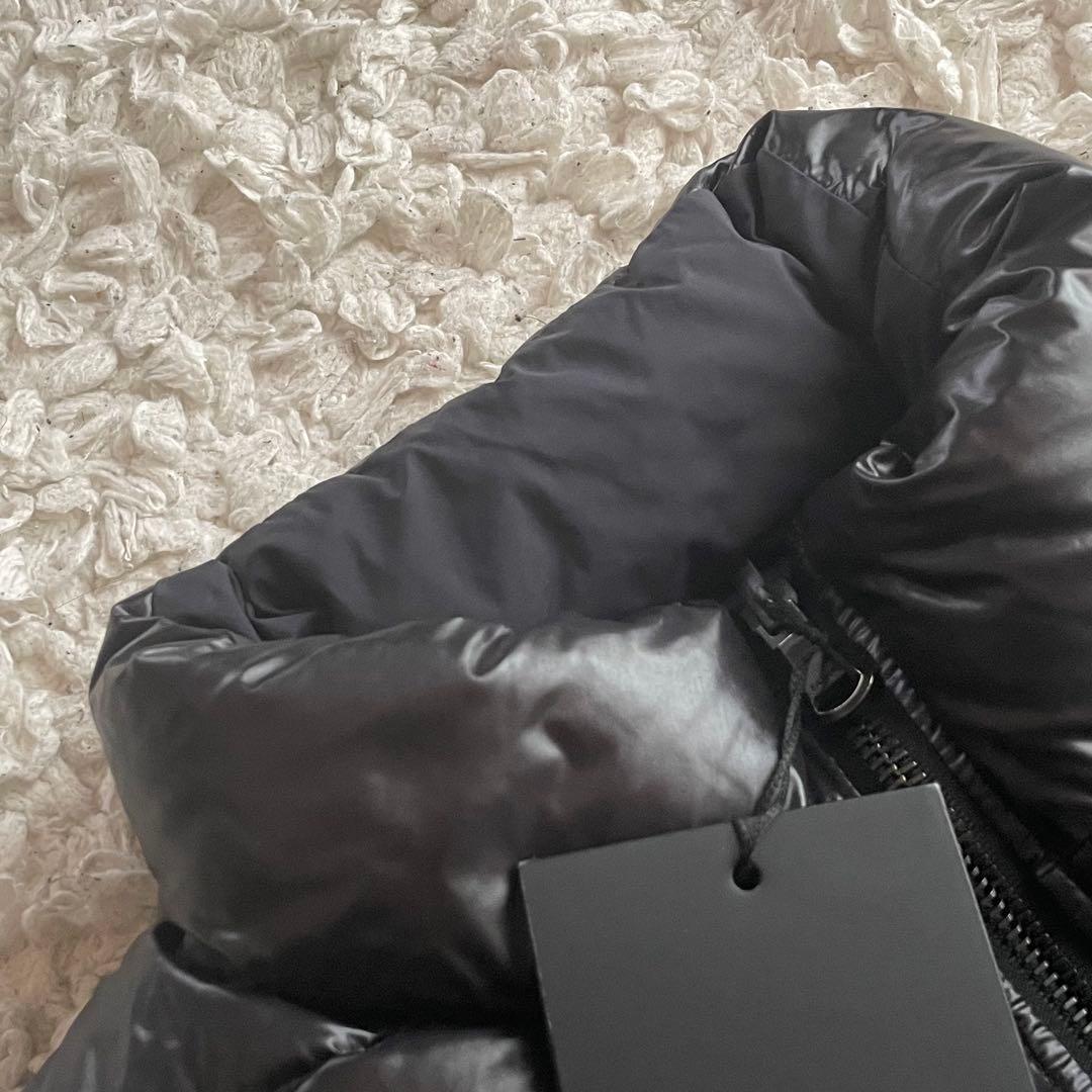 【美品】TATRASリバーシブル ダウンベストタグ付