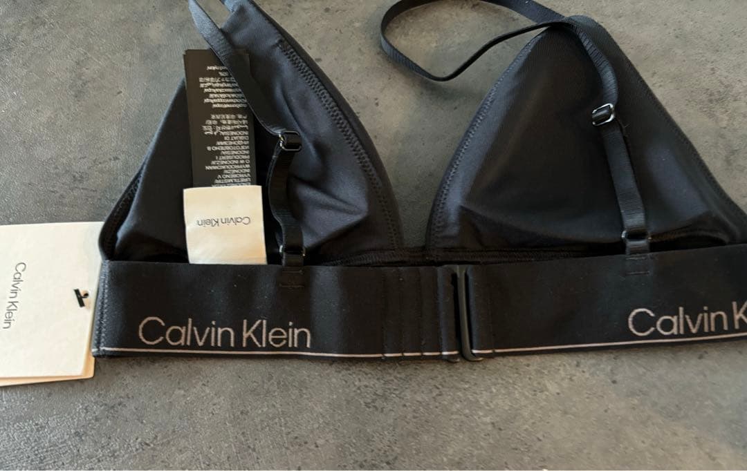   カルバンクライン ブラック セパレート水着　新品