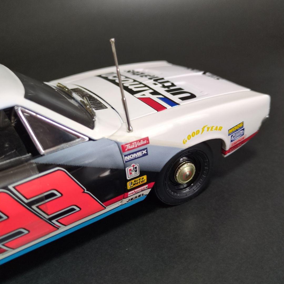 1/18ミニカー　 NASCAR　DODGE CHARGER　#93