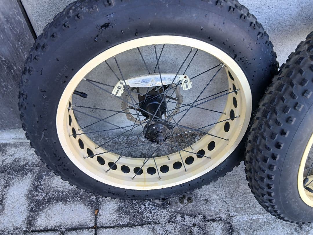 自転車のホイールリム 20 x 4.0