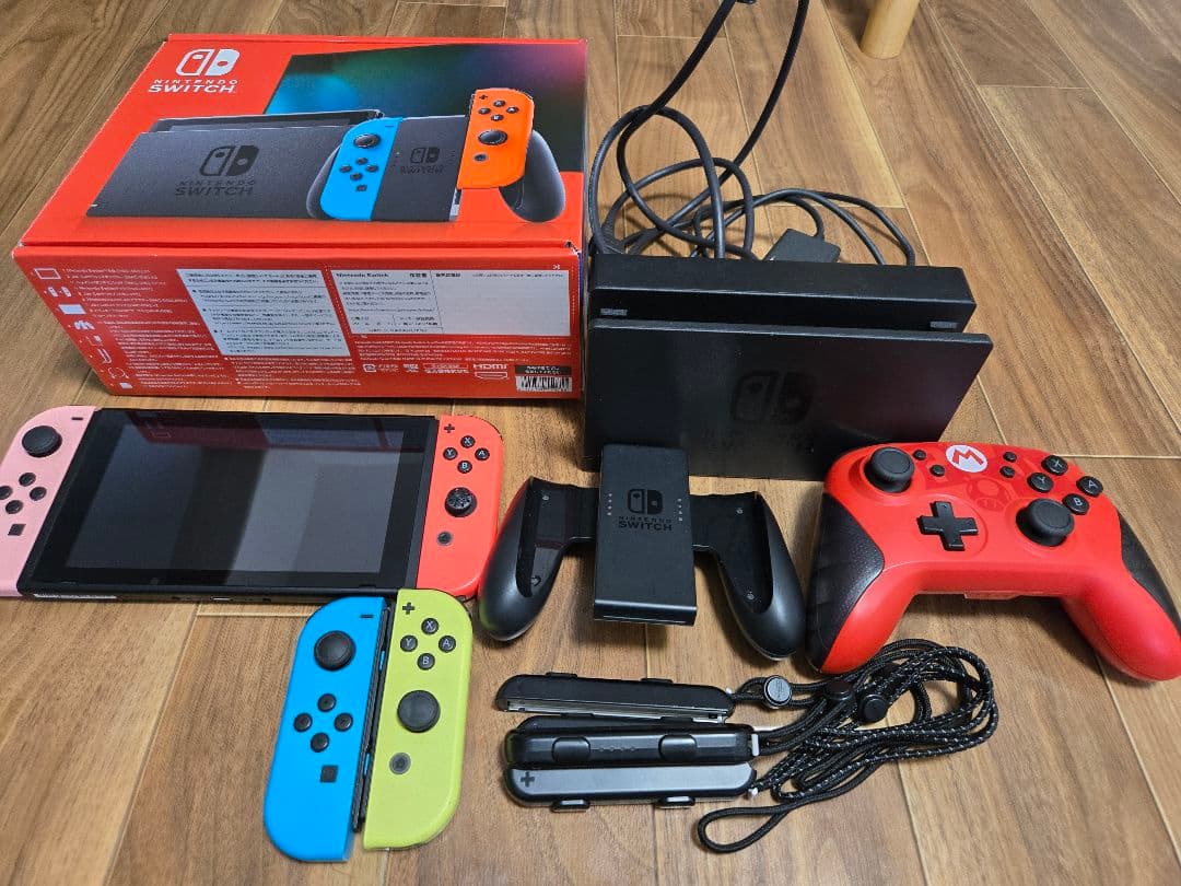 Nintendo Switch コントローラー5つ付き