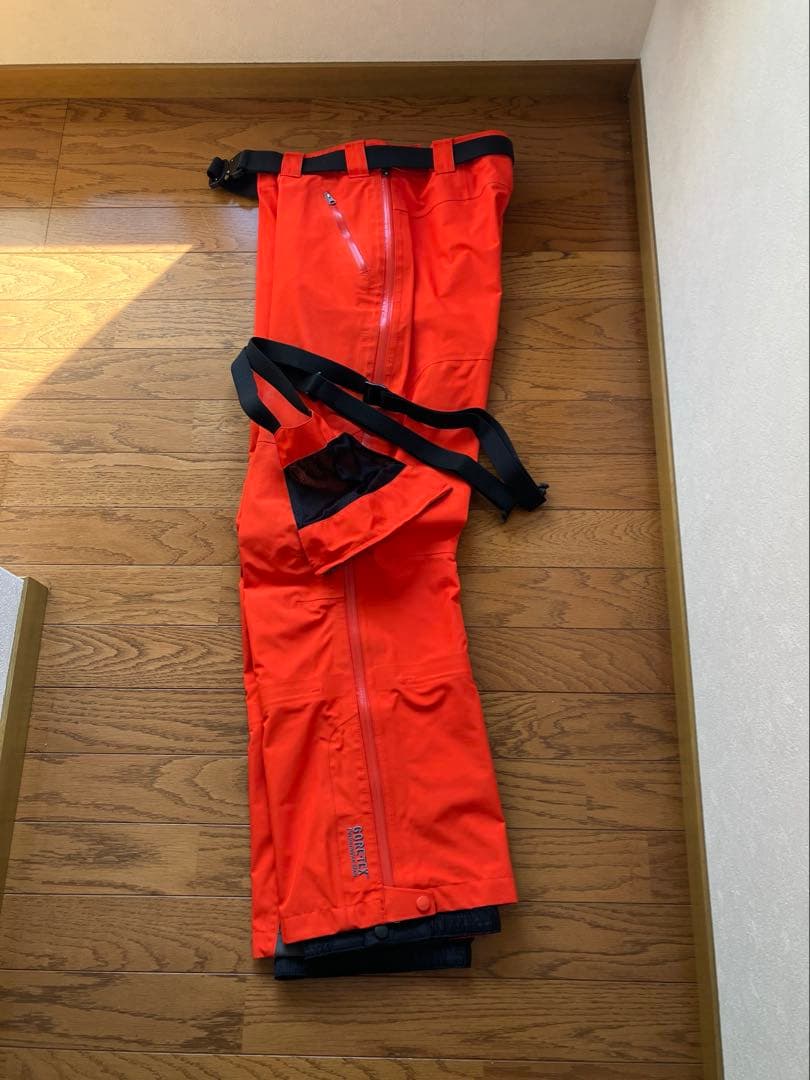 Marmot ゴアテックス　オーバーパンツ　ジッパー付き