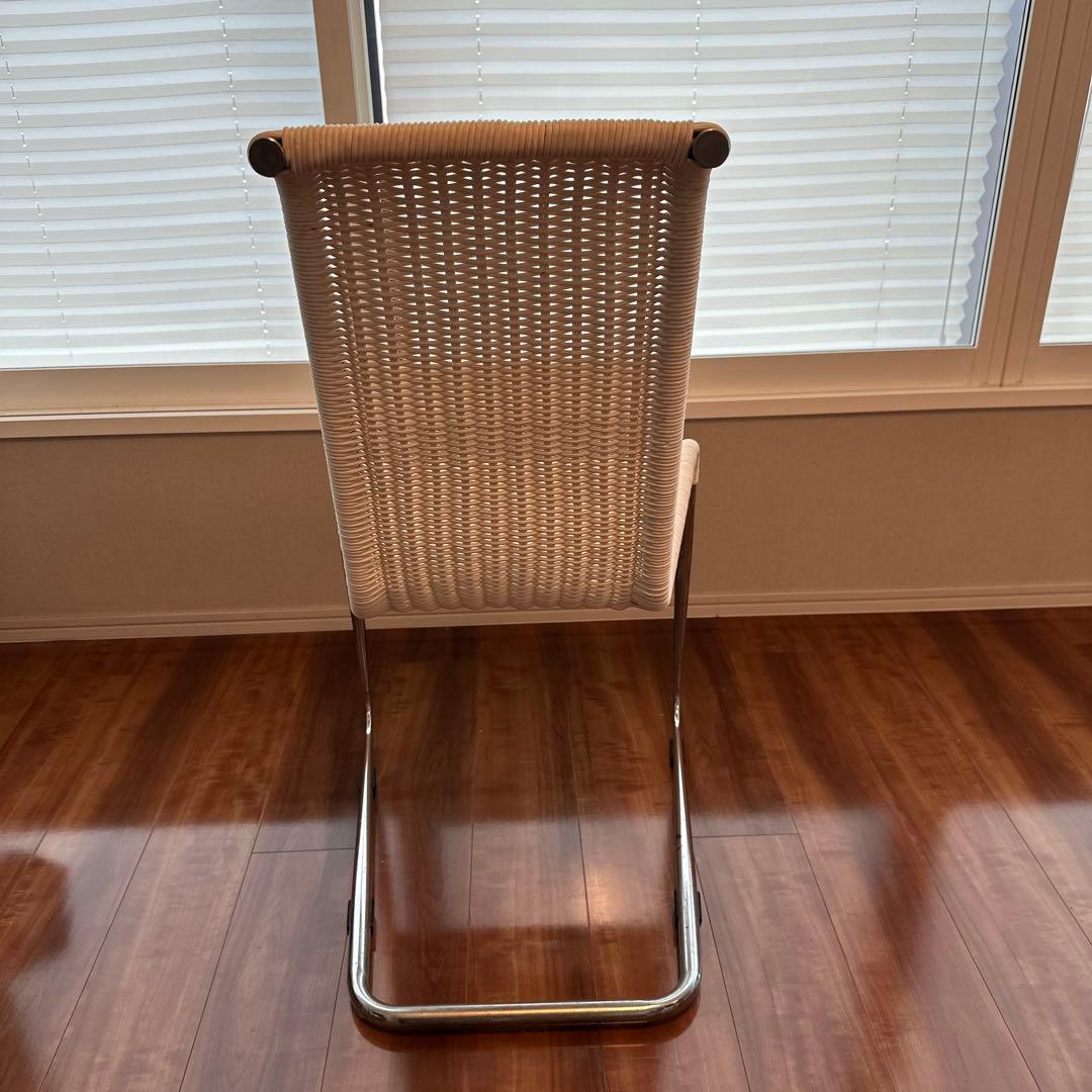 ①【座面に割れあり】 「TECTA テクタ」 B20チェア ホワイト　アクタス