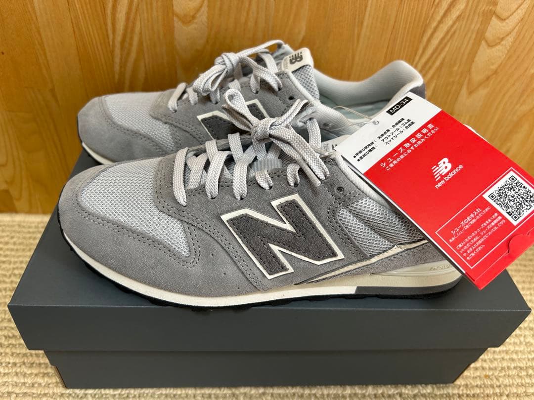 ニューバランス スニーカー 996 レディース　24.5㌢　グレー　タグ付き