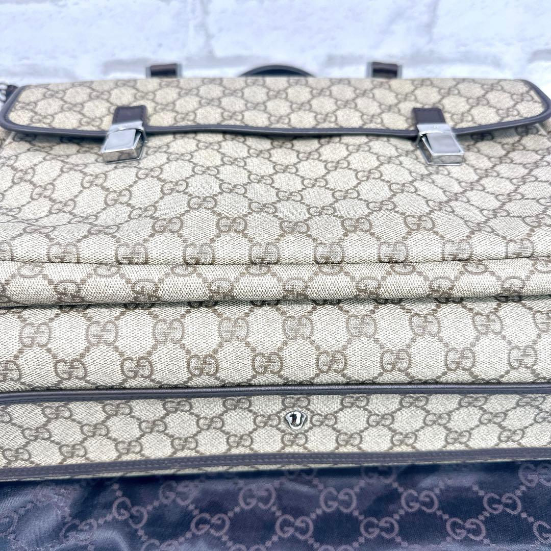 GUCCI グッチ　ハンドバッグ ビジネスバッグ ロゴ GGスプリーム　PVC