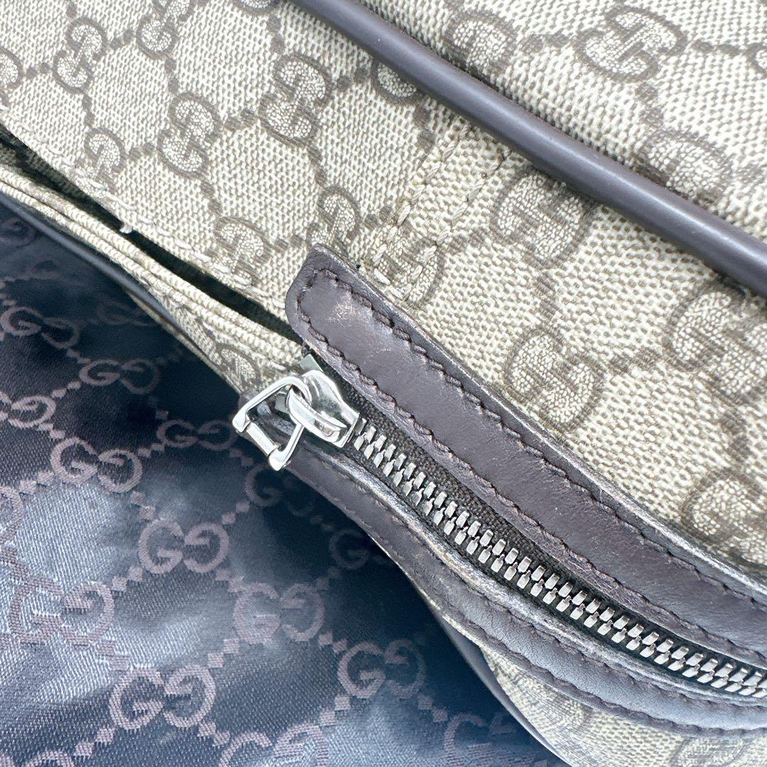 GUCCI グッチ　ハンドバッグ ビジネスバッグ ロゴ GGスプリーム　PVC