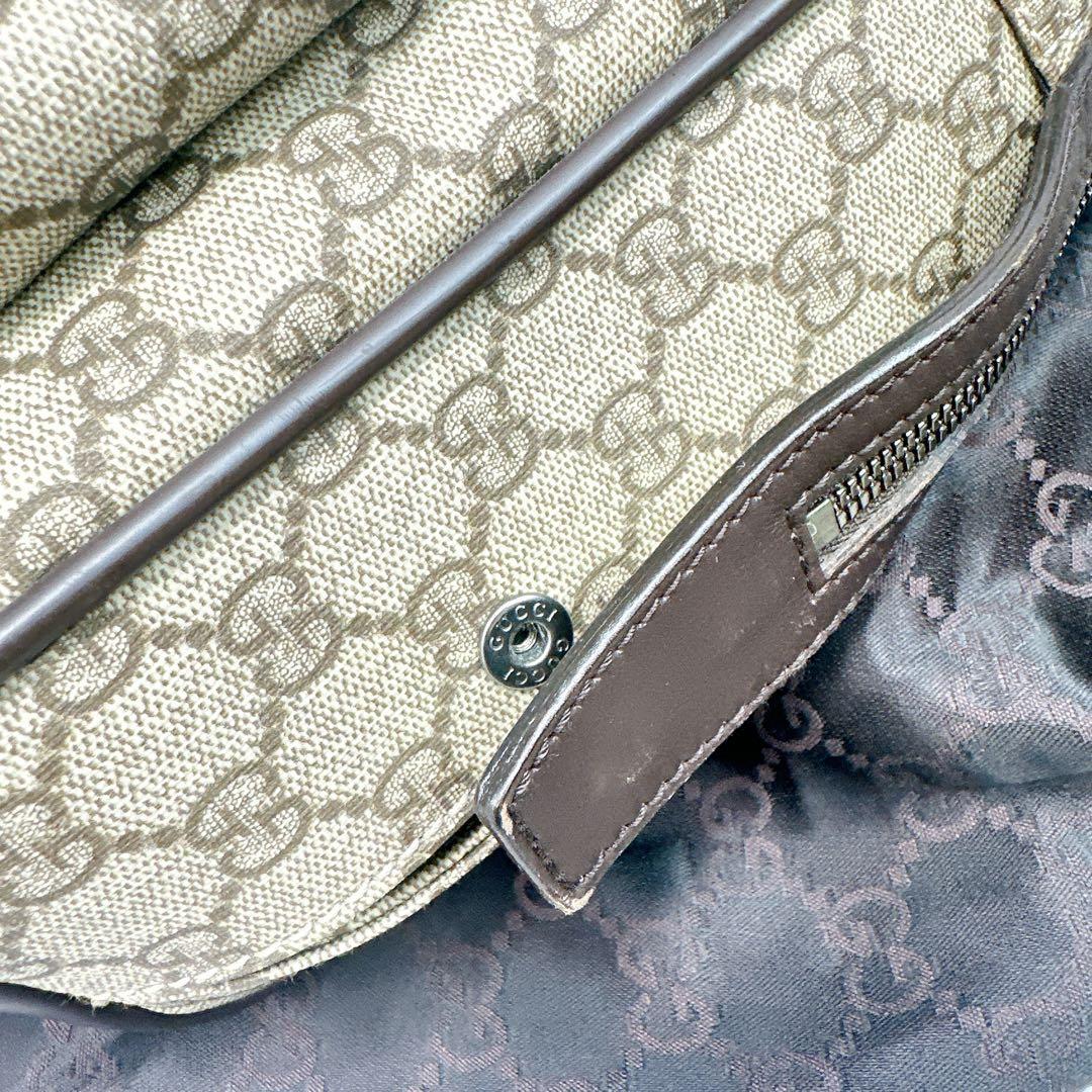 GUCCI グッチ　ハンドバッグ ビジネスバッグ ロゴ GGスプリーム　PVC