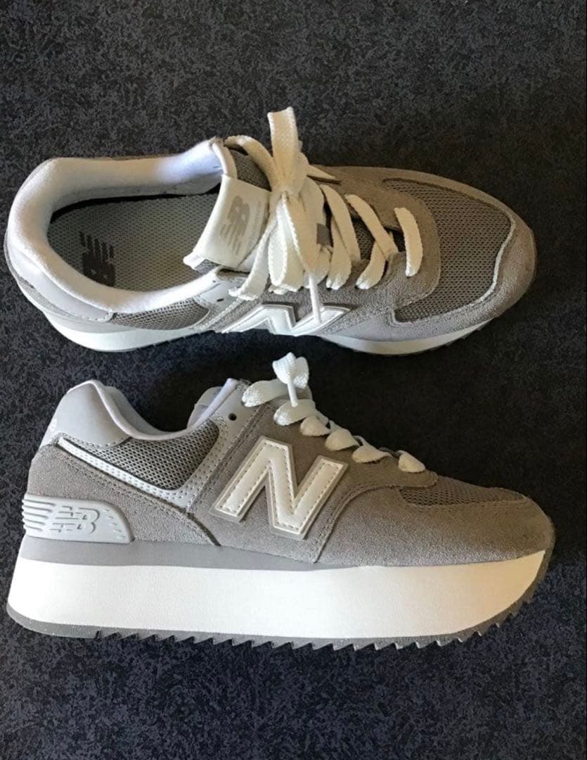 1/31まで大幅値引き❗️ NBニューバランス厚底スニーカー574 24.5