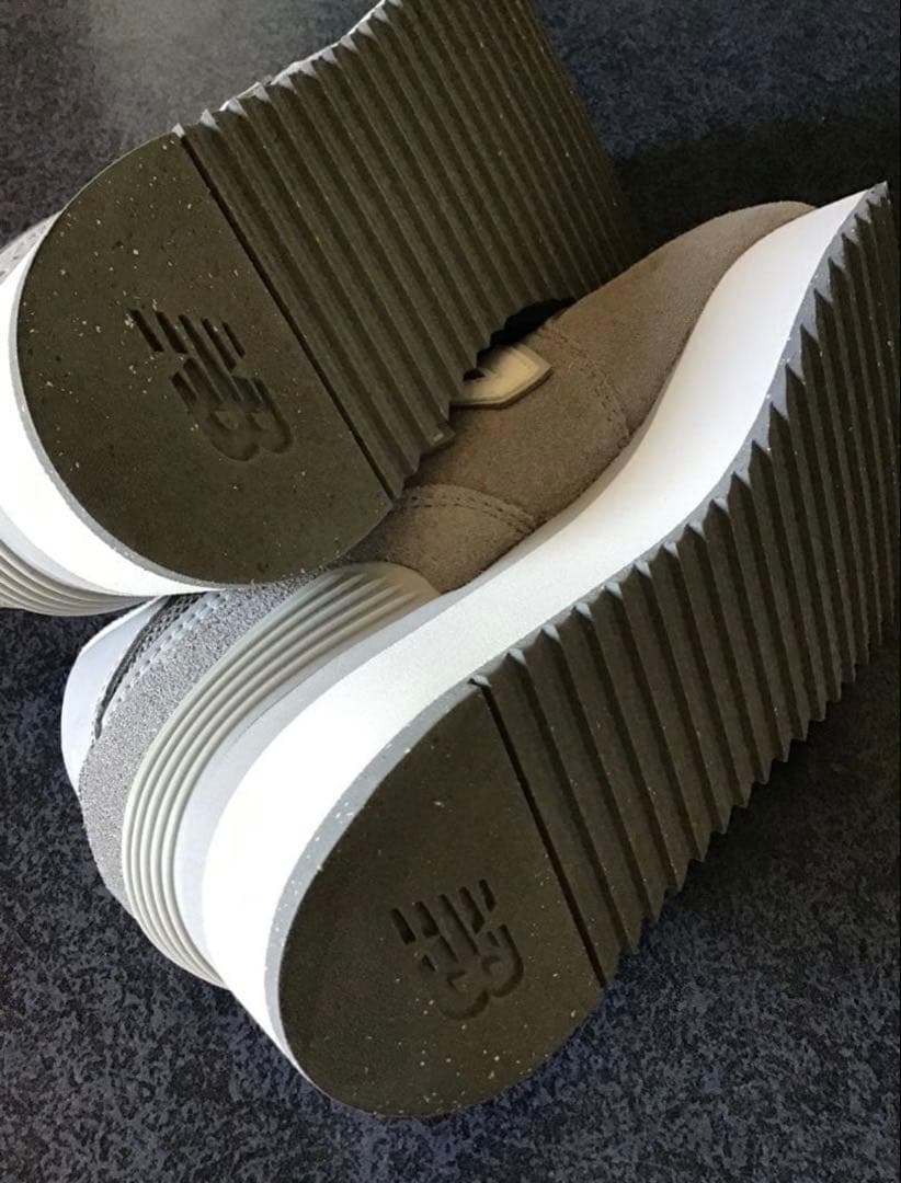 1/31まで大幅値引き❗️ NBニューバランス厚底スニーカー574 24.5