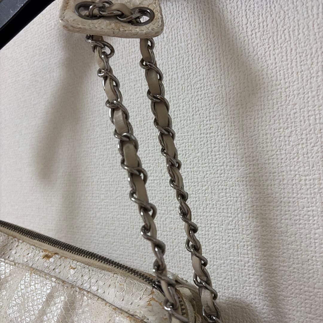 CHANEL ホワイトツイード ショルダーバッグ