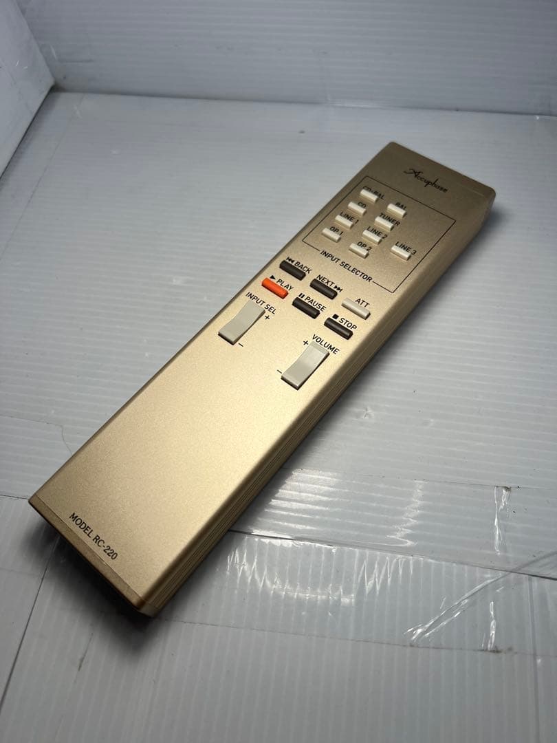 accuphase アキュフェーズ　RC-220 リモコン