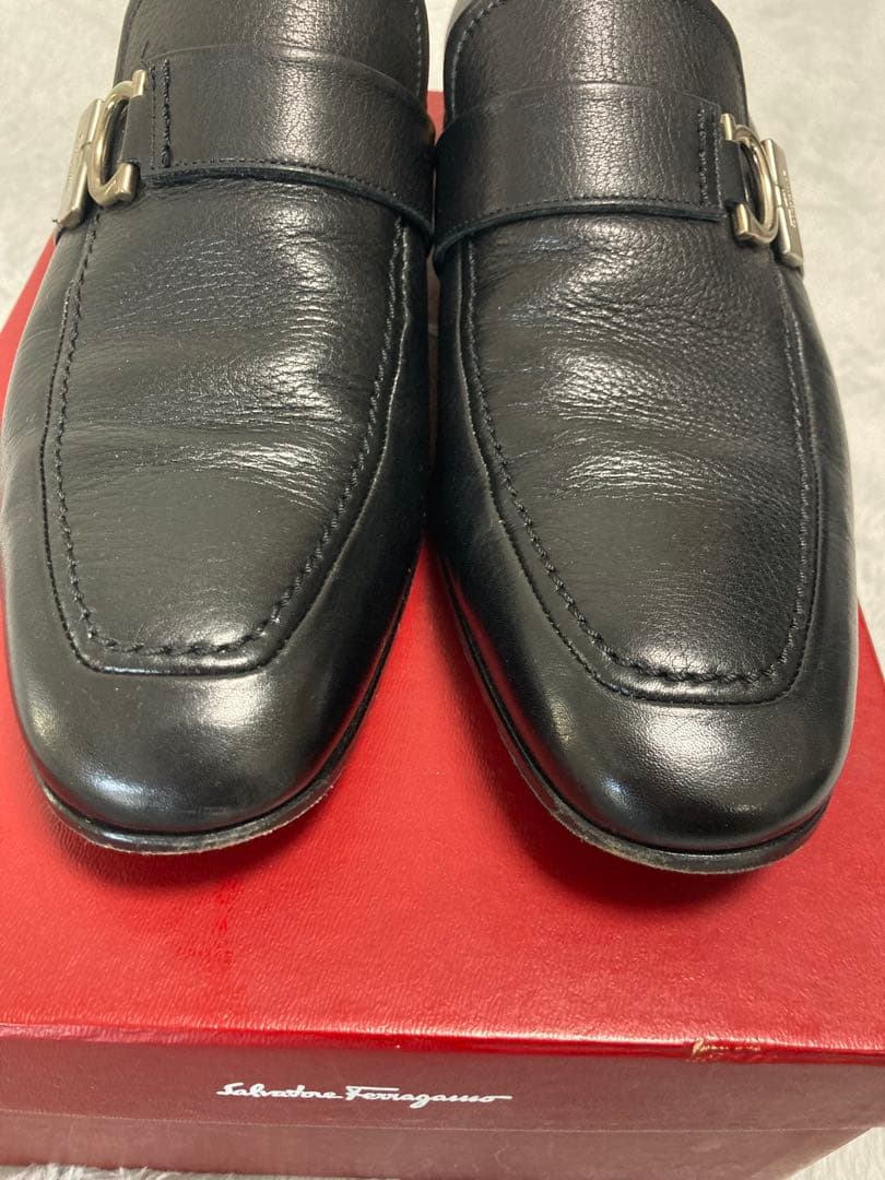 Salvatore Ferragamo ブラックローファー