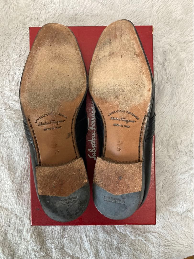 Salvatore Ferragamo ブラックローファー