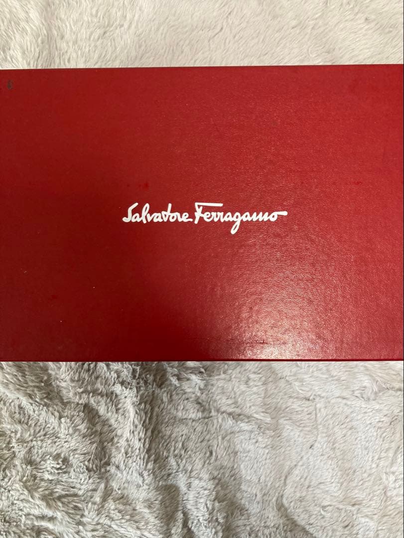 Salvatore Ferragamo ブラックローファー