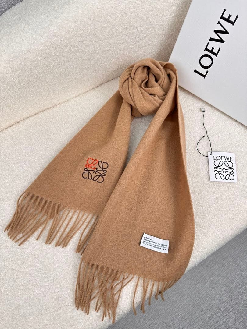 ロエベ　ウールマフラー　キャメル　アナグラム刺繍