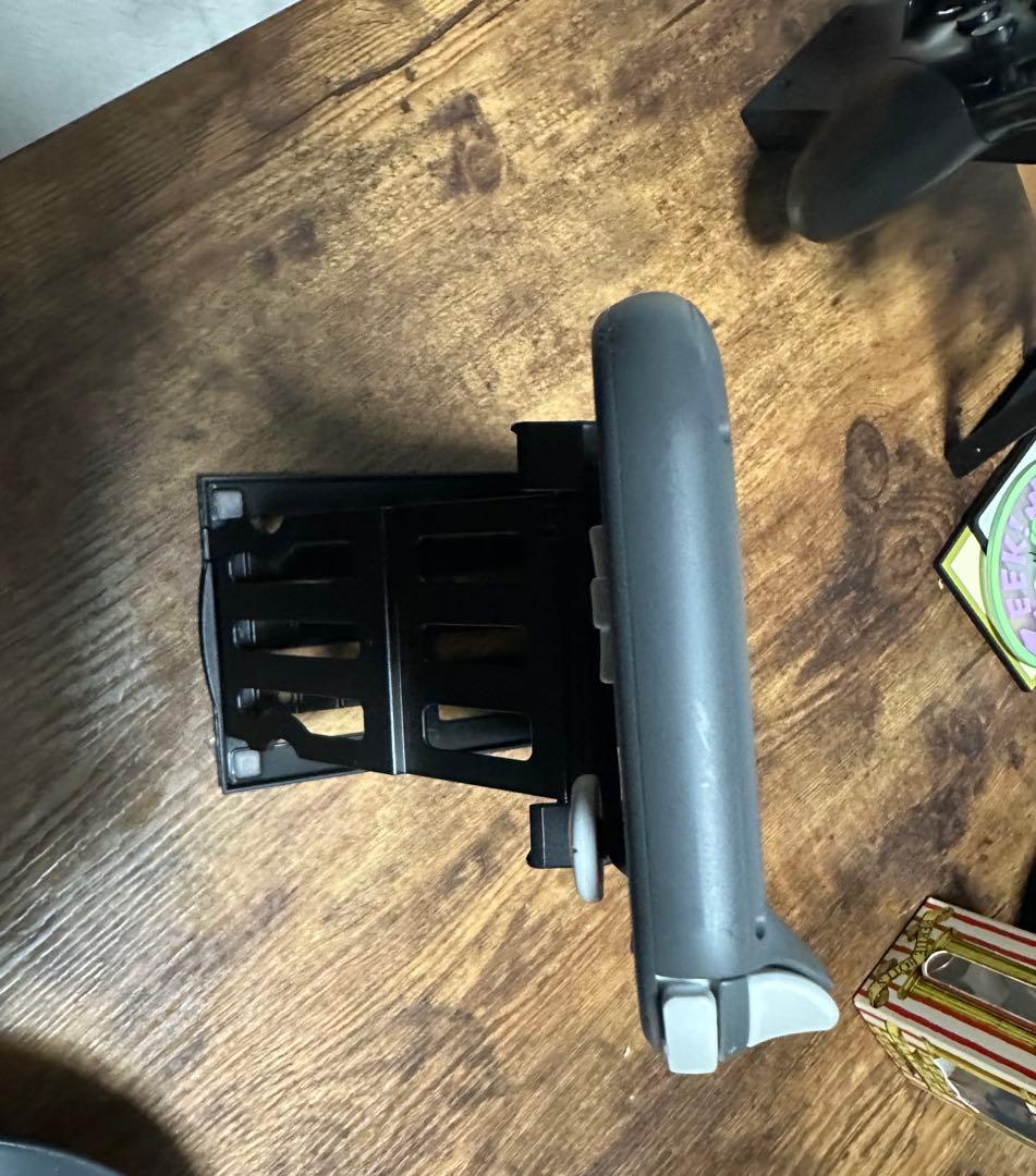 2024年製　Nintendo Switch Lite グレー 本体 充電器付き