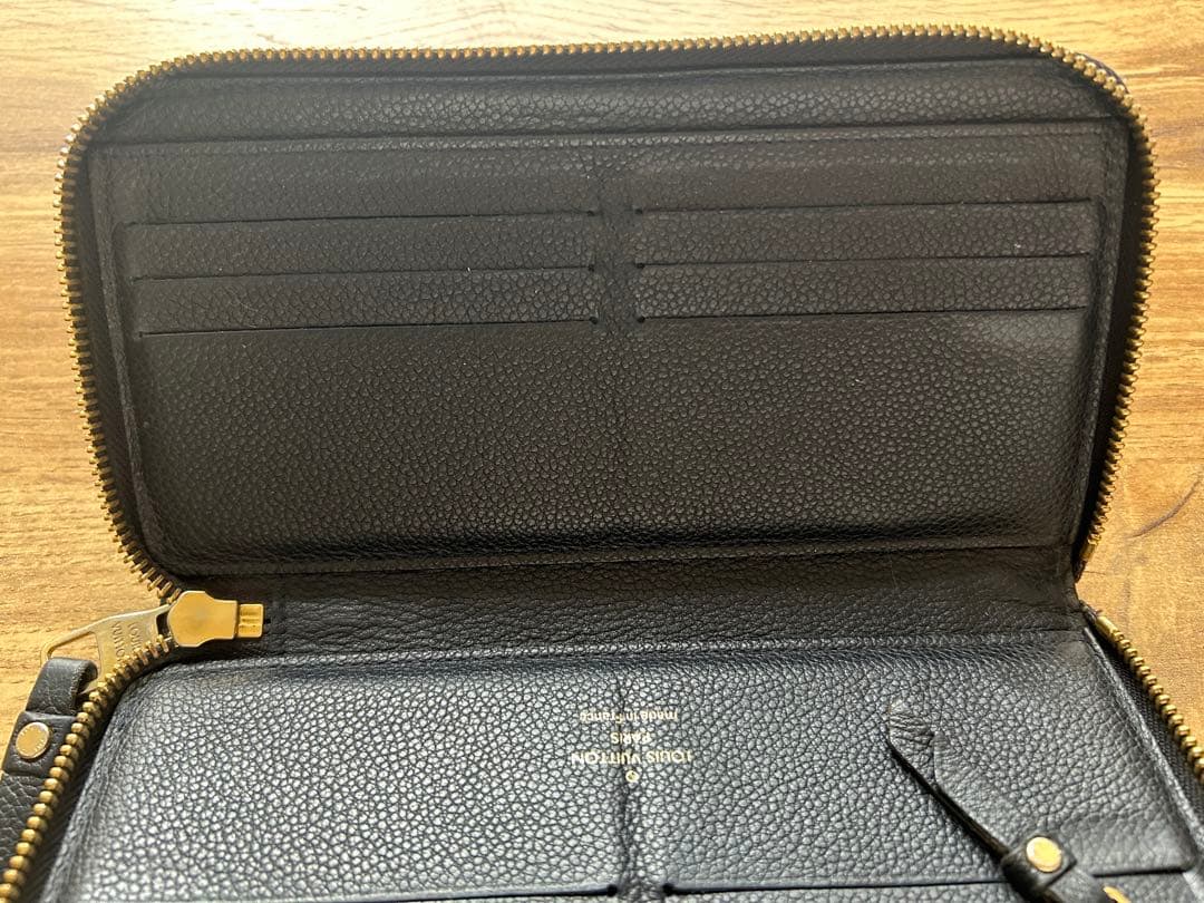 ルイ・ヴィトン アンプラント ジッピーウォレットブラック