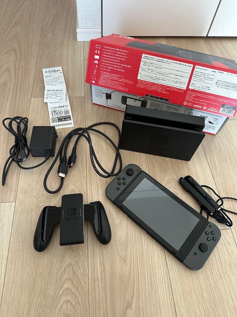 【美品】Nintendo Switch 本体 グレー（バッテリー強化モデル）