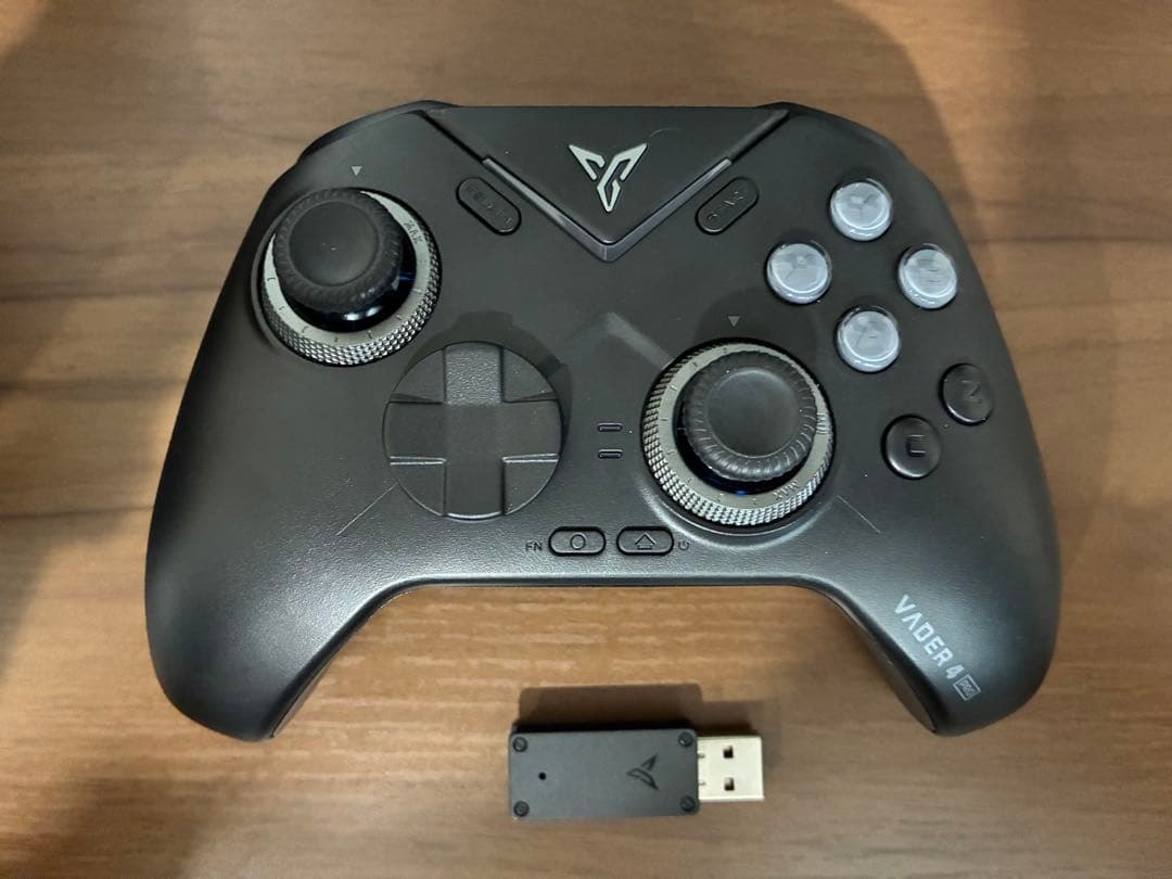 FLYDIGI VADER 4 Pro コントローラー