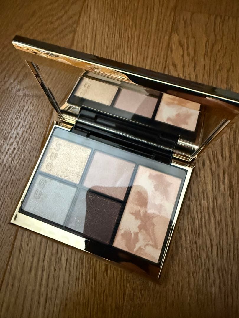 SUQQU アイ&フェイスコンパクト 101 冬響　アイシャドウ