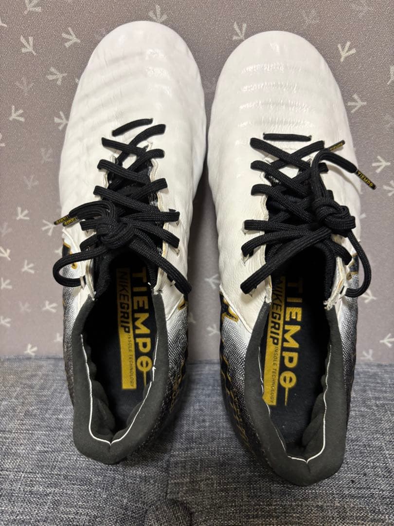 ナイキ レジェンド 7 エリート HG(ホワイト×ブラック) サッカー スパイク