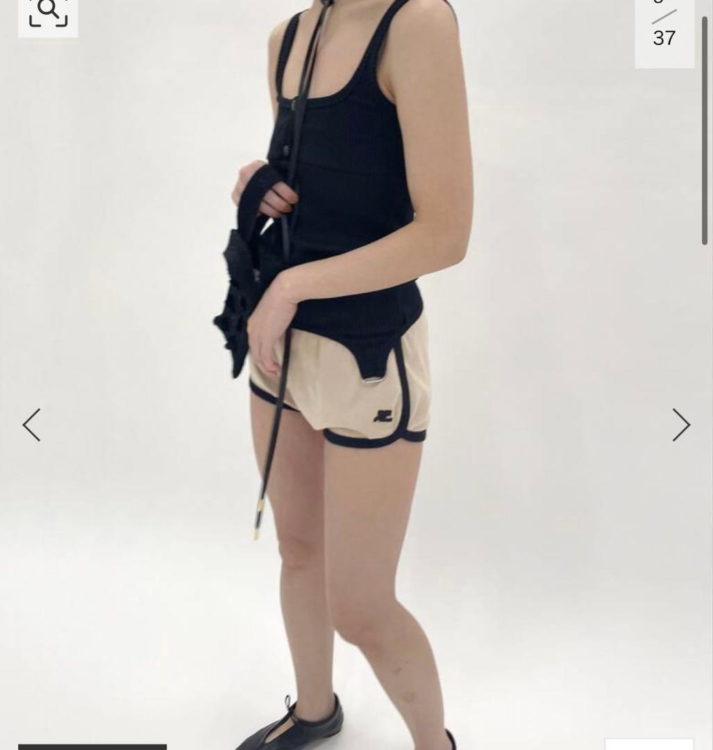 クレージュ　ベージュ コントラスト　ショートパンツ　Courreges