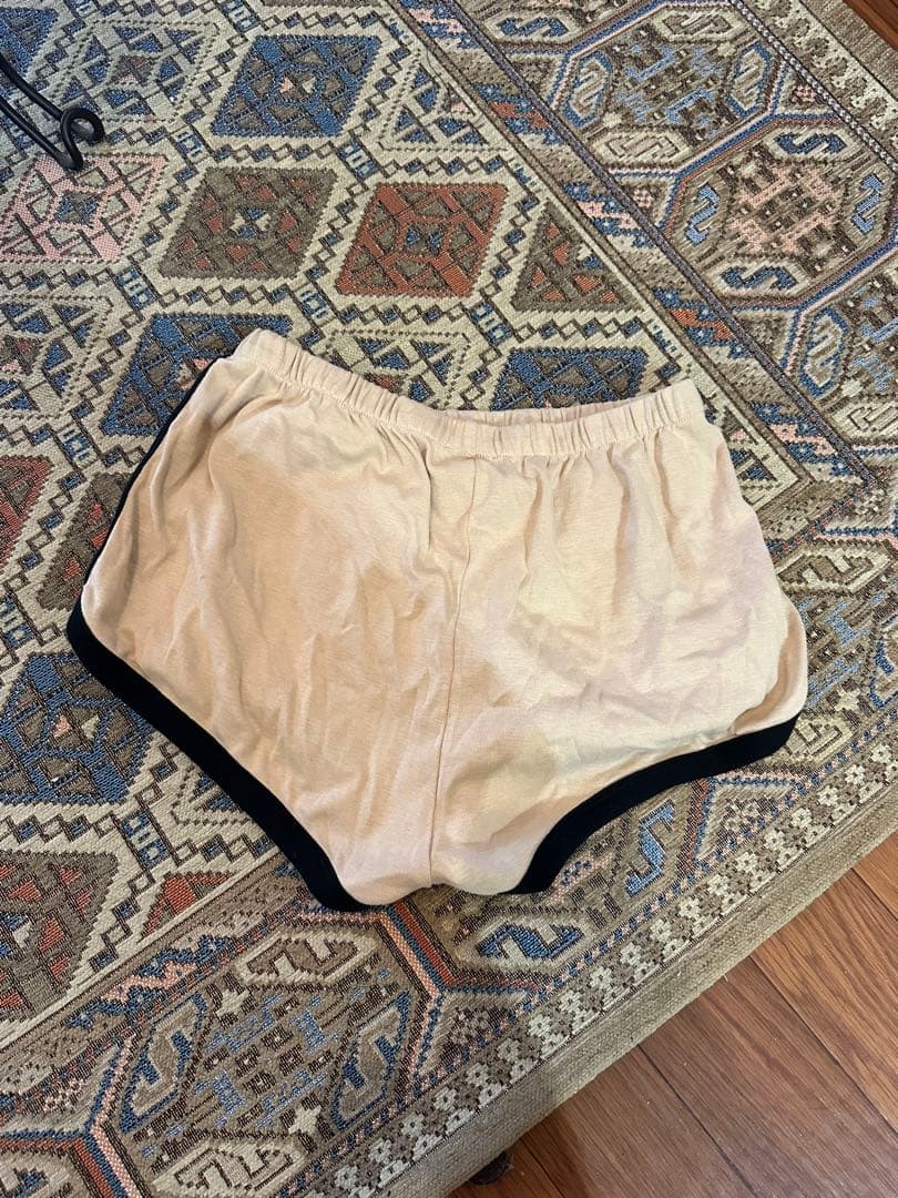 クレージュ　ベージュ コントラスト　ショートパンツ　Courreges