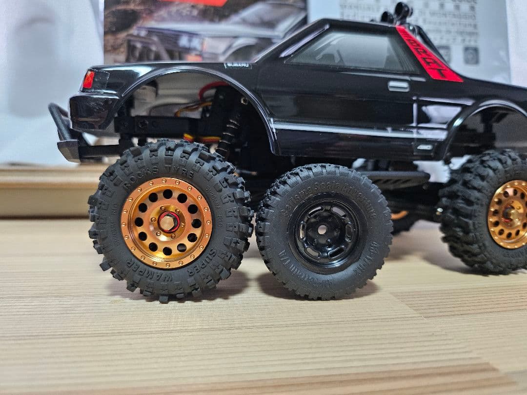 カリスマ スバルブラット1/24 ホビーラジコン クローラーRTR希少レアモデル