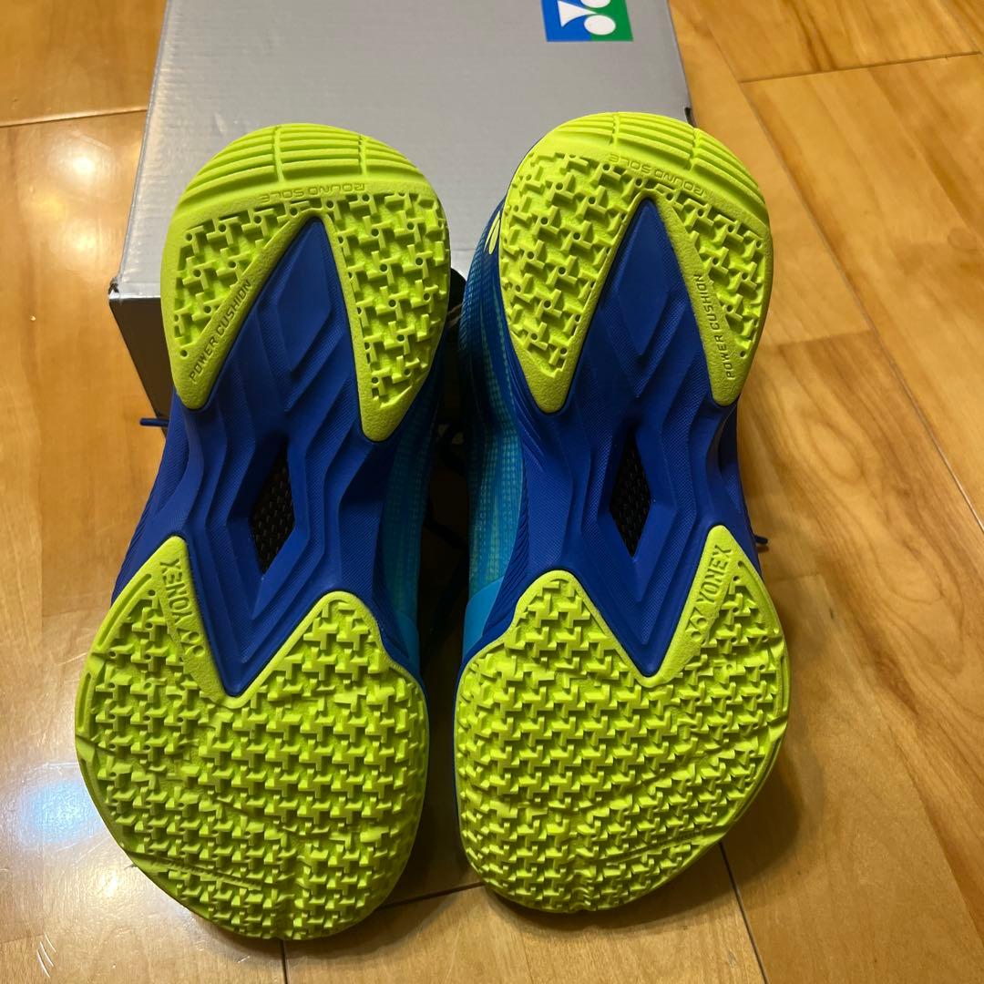 【新品未使用】YONEX エアラスZメン バドミントンシューズ 22.5cm