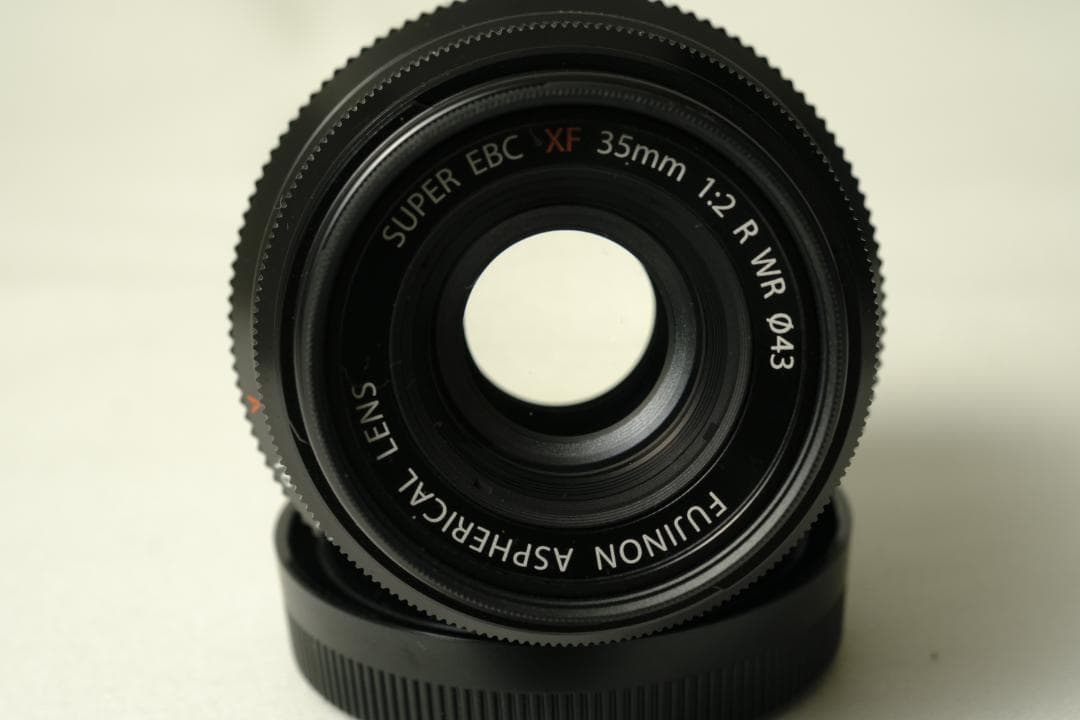 【美品】FUJIFILM XF 35mm F2 R WR 単焦点レンズ(145)