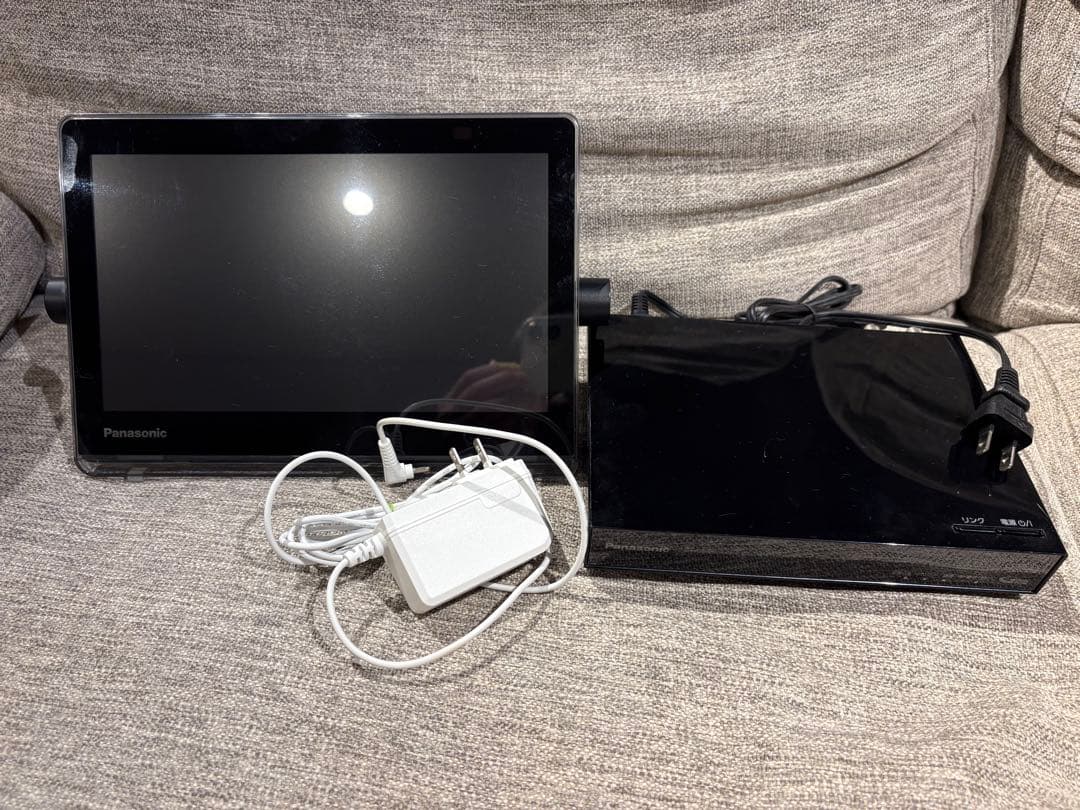 パナソニック　プライベートビエラ UN-10T7 防水ポータブル HDD