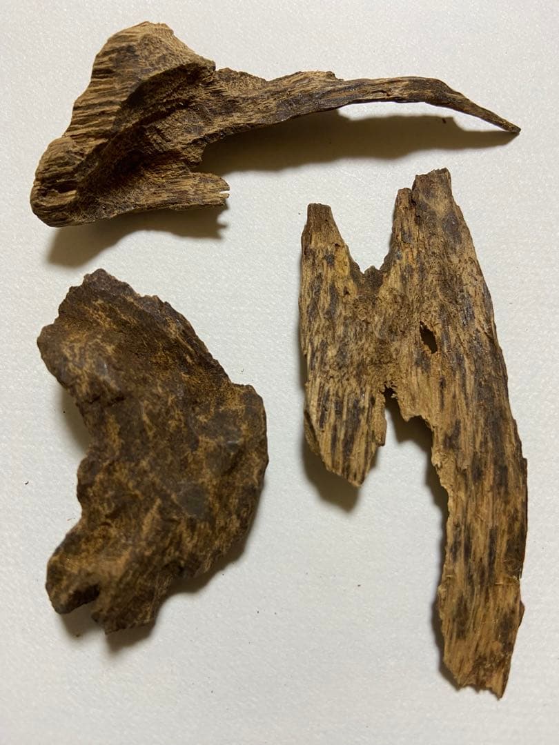 天然沈水沈香木詰め合わせ　10g