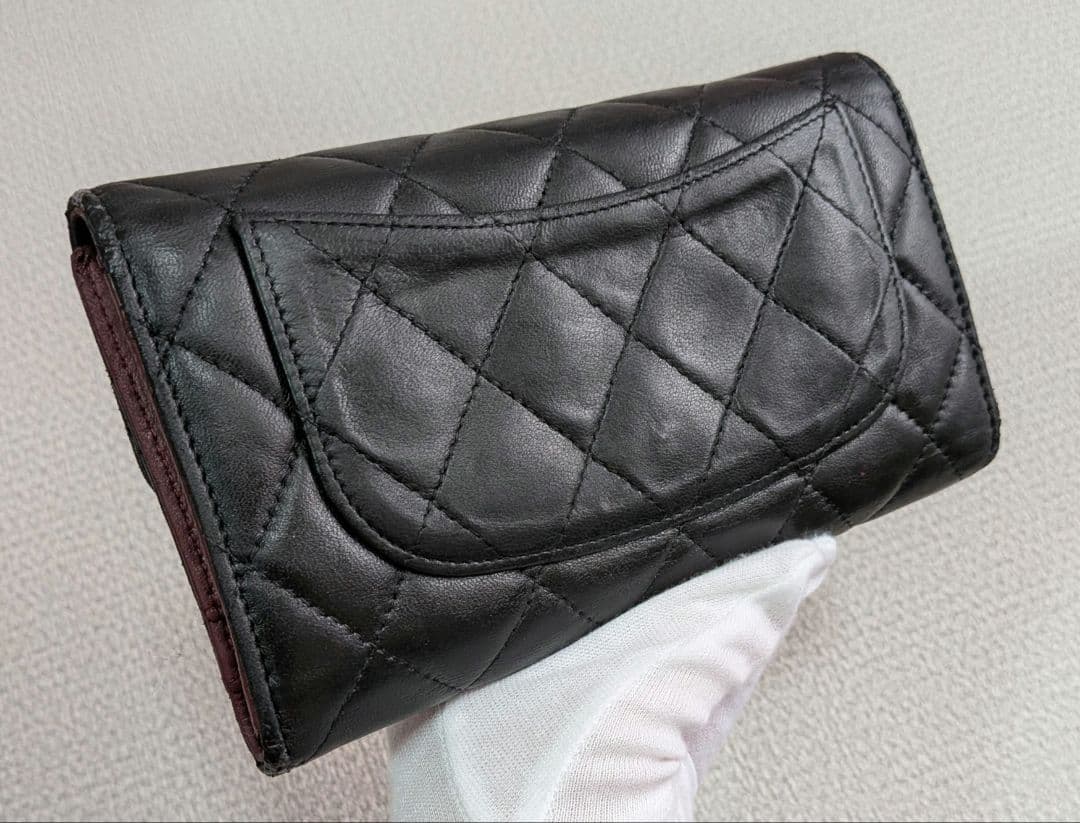 シャネル　マトラッセ　黒　三つ折り長財布　ラムスキン　シルバーココ　チェーン