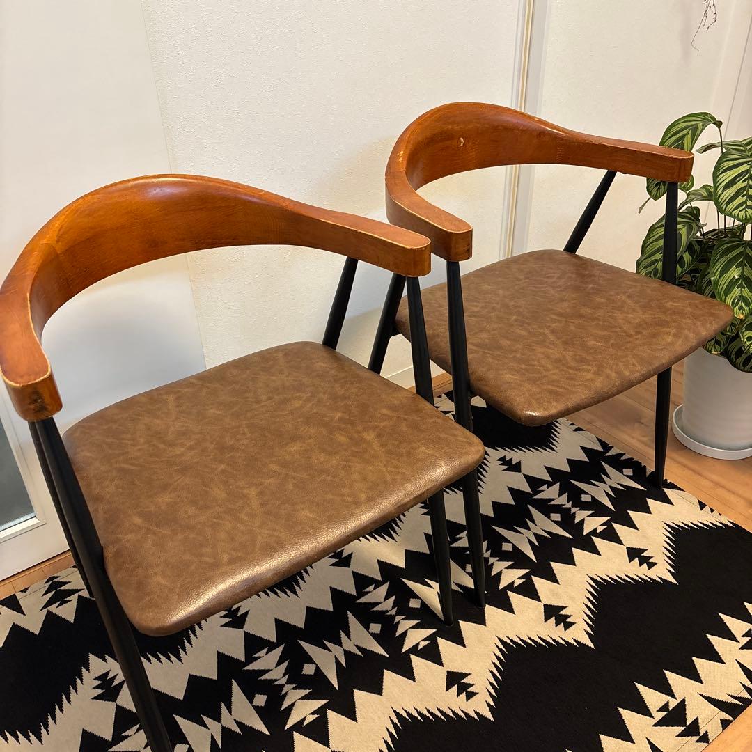 東谷AZUMAYA アームチェア① TEC-63 モダンなダイニングチェア