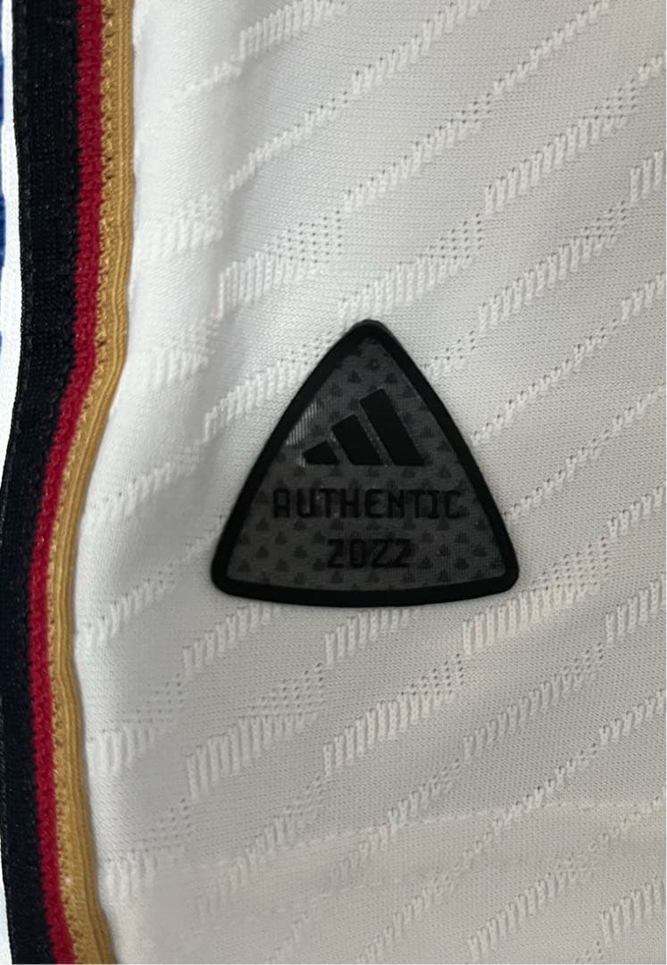 【新品・未使用・紙タグ付】ドイツ代表　長袖オーセンティック　ユニフォーム