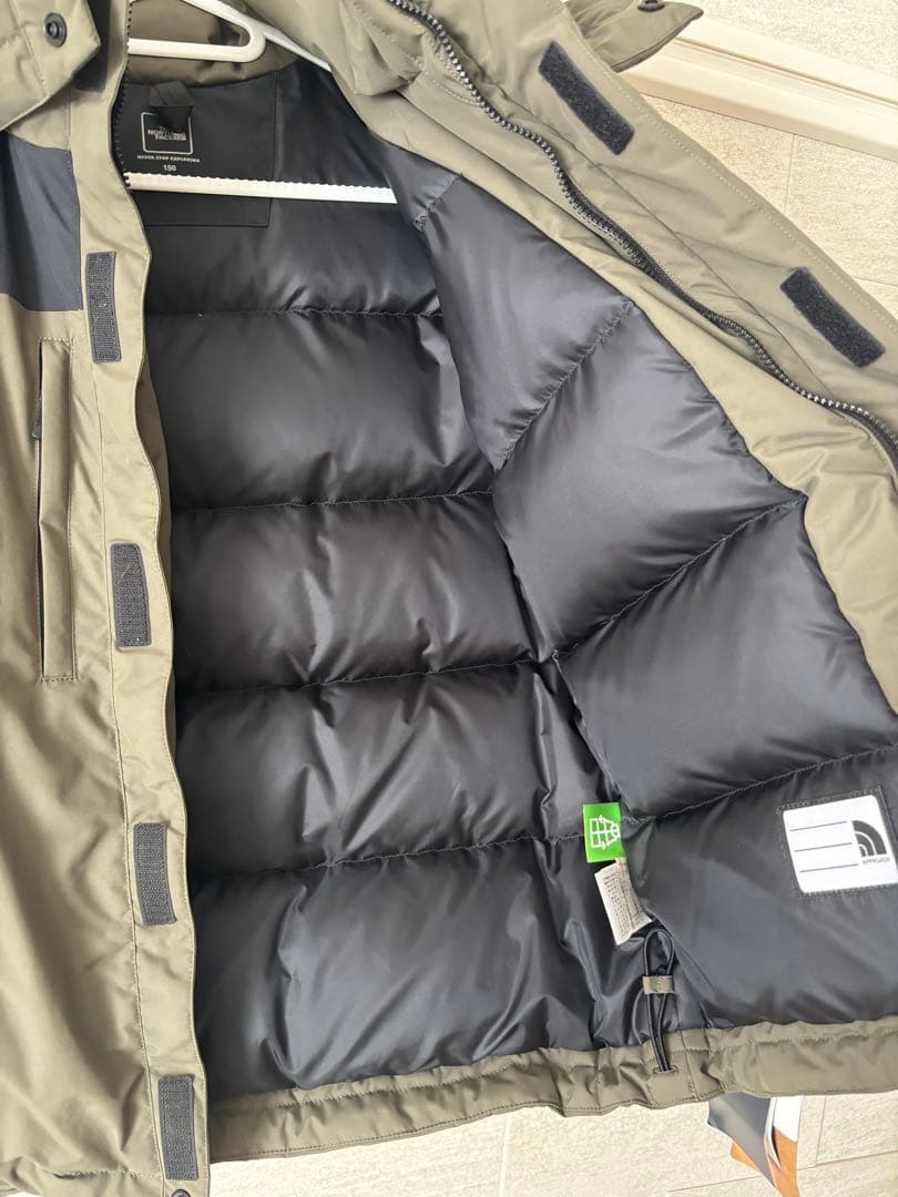 エンデュランスバルトロジャケット タグ付き