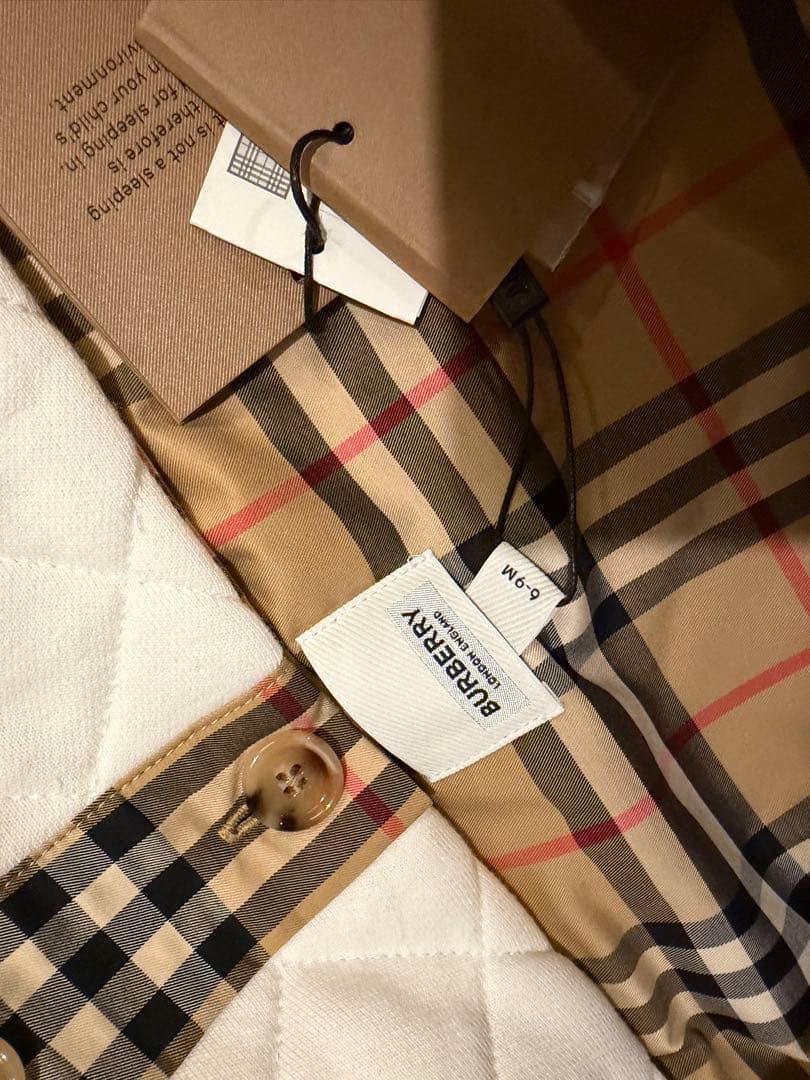 Burberry バーバリー　おくるみ　新品未使用　ギフトBOX