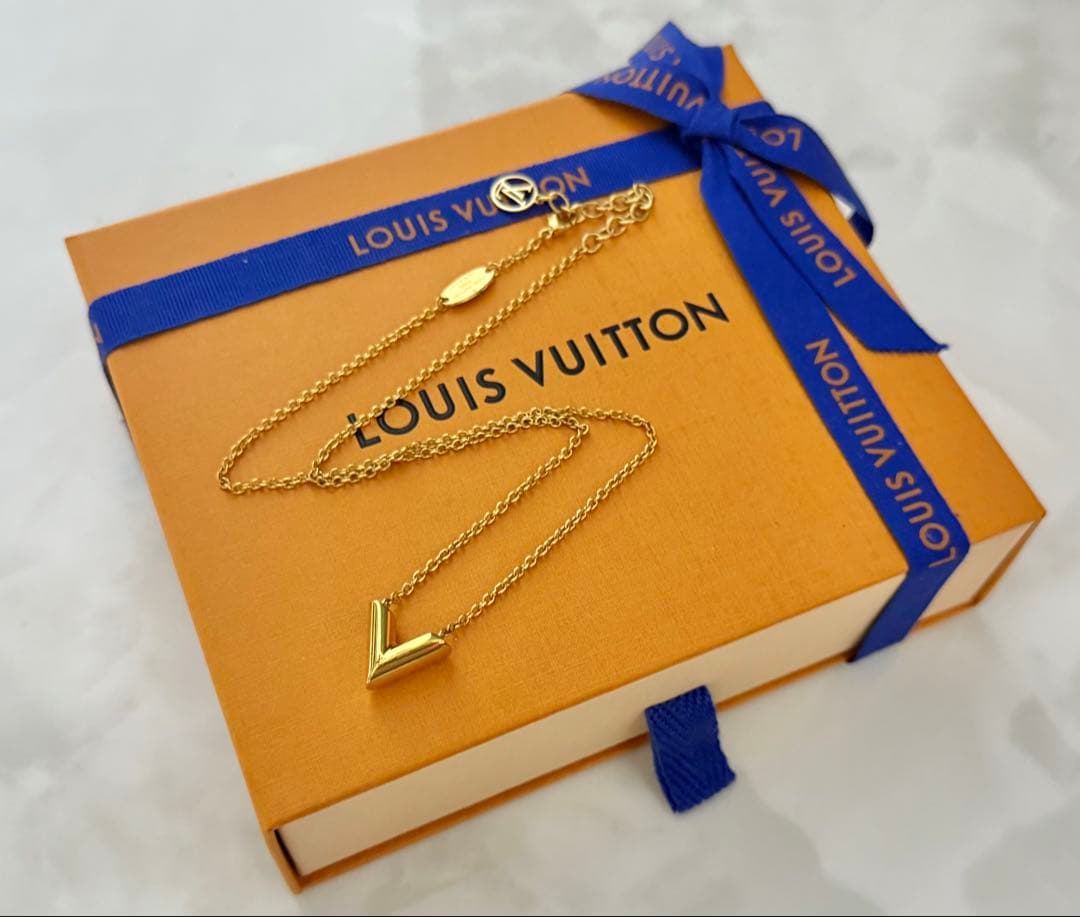 ✨美品✨ louis vuitton ネックレス エセンシャルV M61083