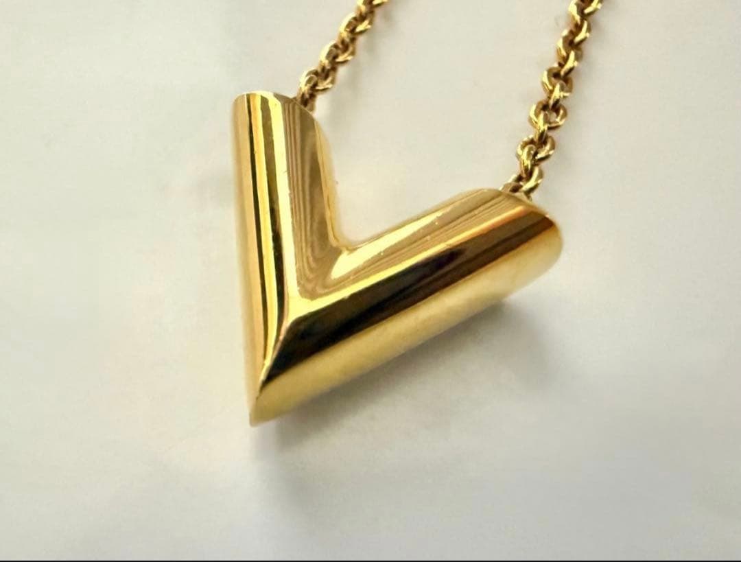 ✨美品✨ louis vuitton ネックレス エセンシャルV M61083