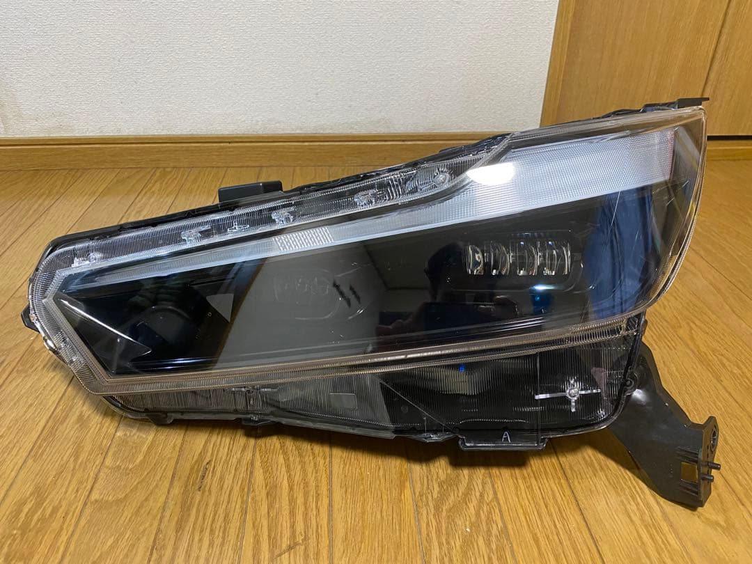 ホンダ 純正 DG5 WR-V WRV LED ヘッドライト ヘッドランプ 左側