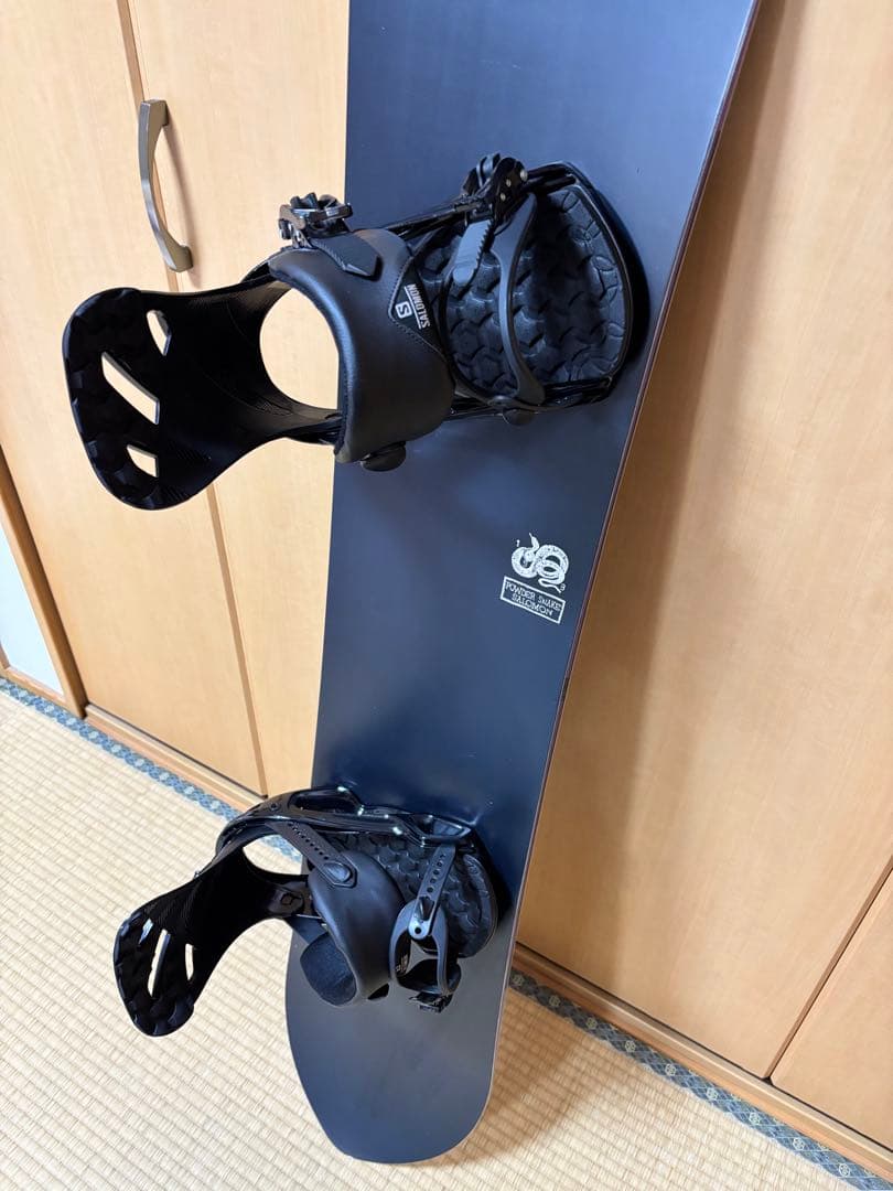 SALOMON パウダースネーク153　& RHYTHM Mサイズ　バインセット