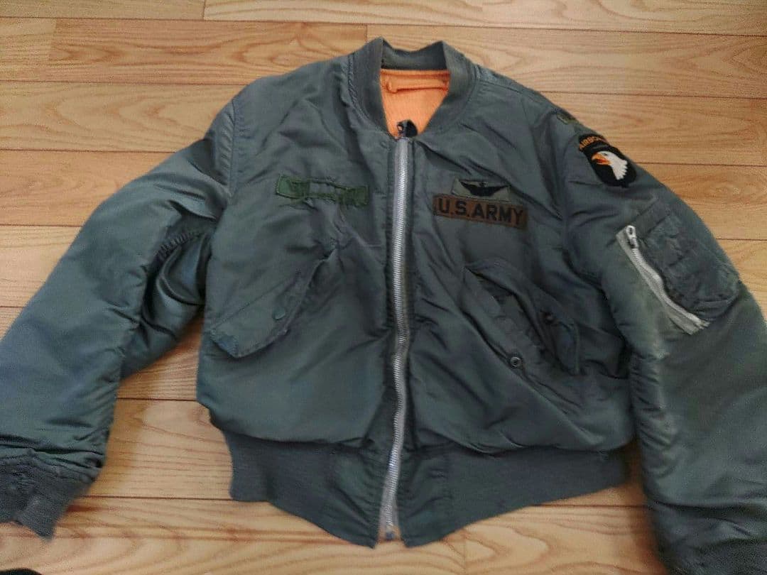 U.S. ARMY フライトジャケット グレー