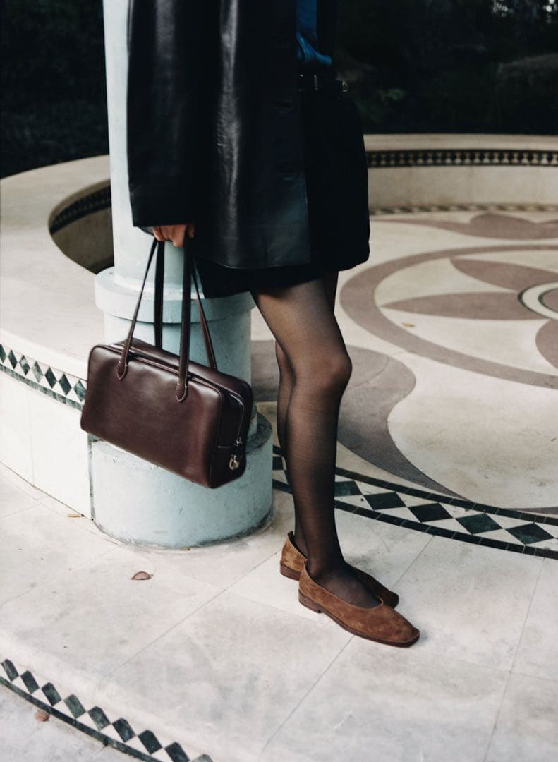 靴 TOUT Y EST / FLAT SABINE SUEDE / BROWN