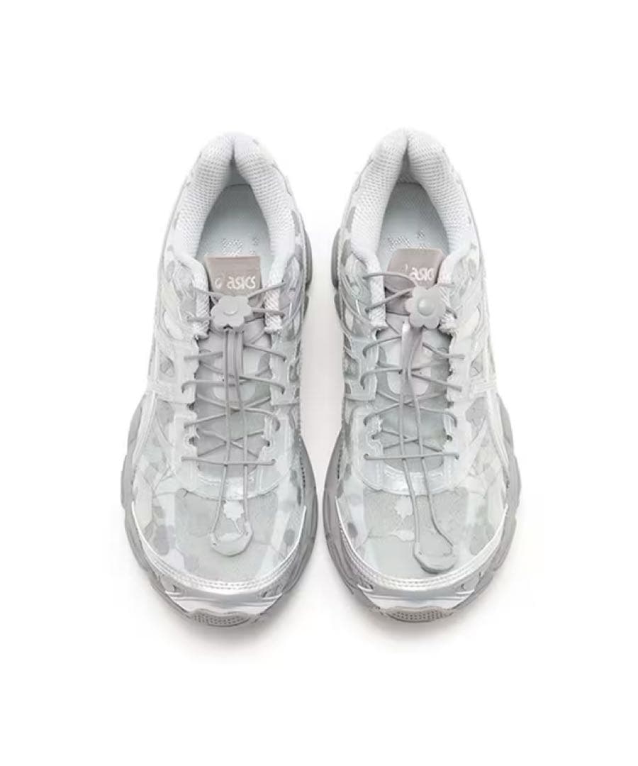 Cecilie Bahnsen × AsicsコラボGel-Cumulus 16