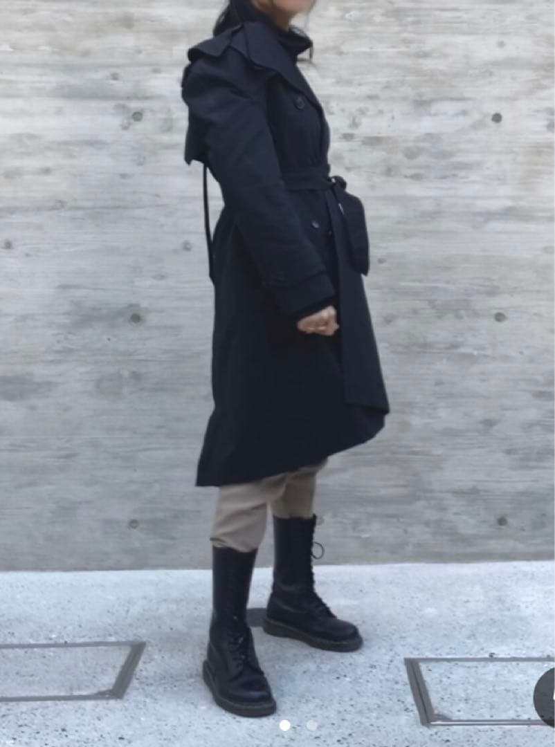 BALENCIAGA バレンシアガ　スイングトレンチコート　ブラック