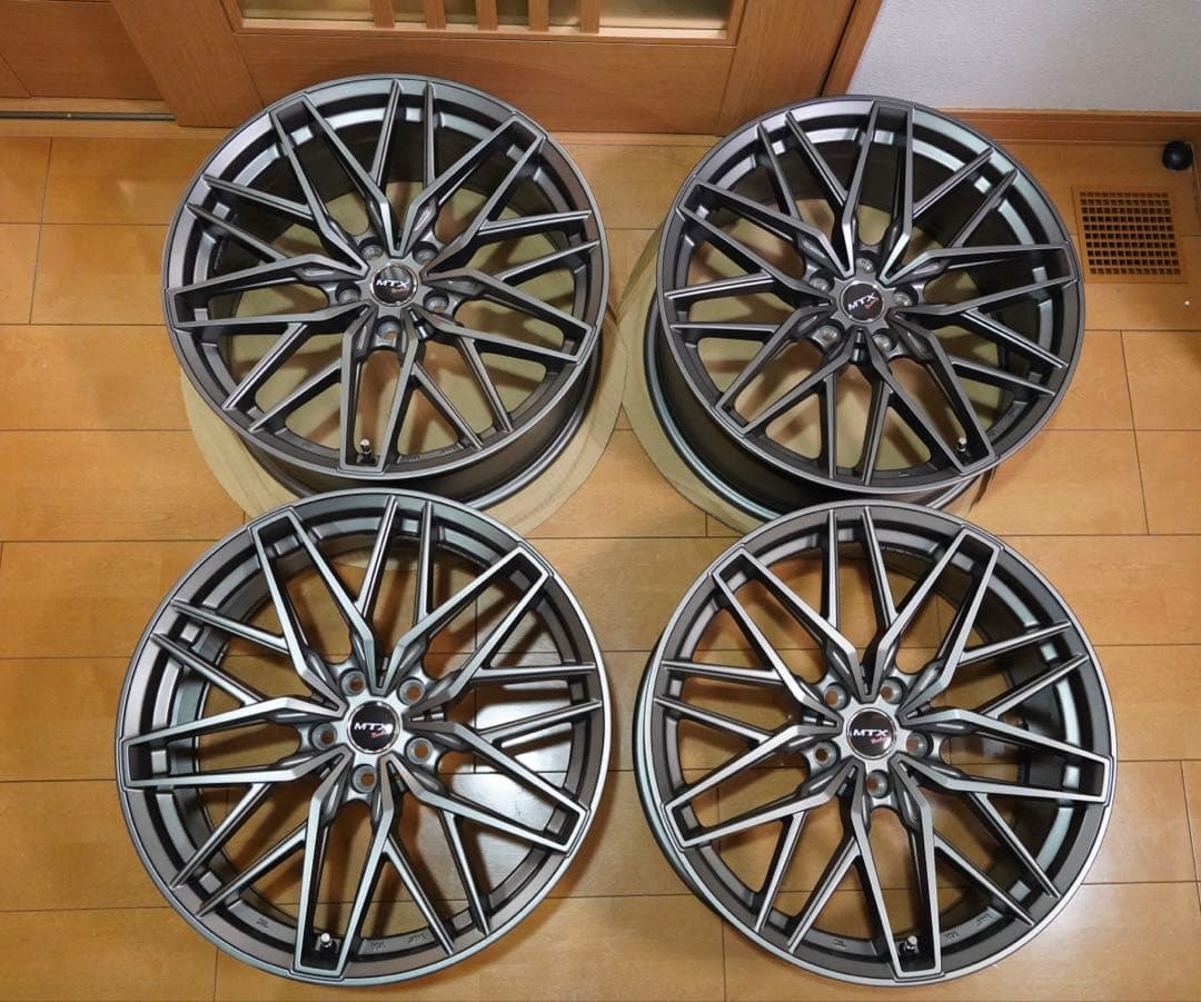 E*6様 美品　8Jx19 +29 +27 pcd112 4本 MTX 