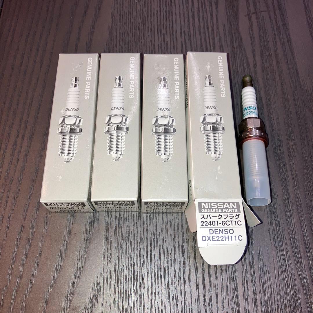 【新品未使用】 日産 純正 セレナ　22401-6CT1C スパークプラグ4本