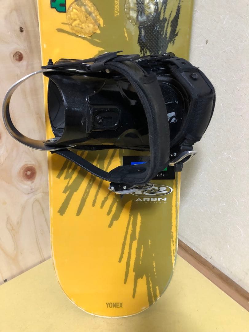 限界値引き　超人気のYONEXスノーボードビンディングセット